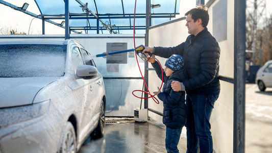 Veelgemaakte fouten bij het wassen van je auto (en hoe je ze voorkomt!)